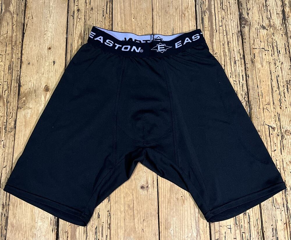 EASTON YOUTH BOYS SIZE S SLIDING 7” INSEAM COMPRESSION SHORTS